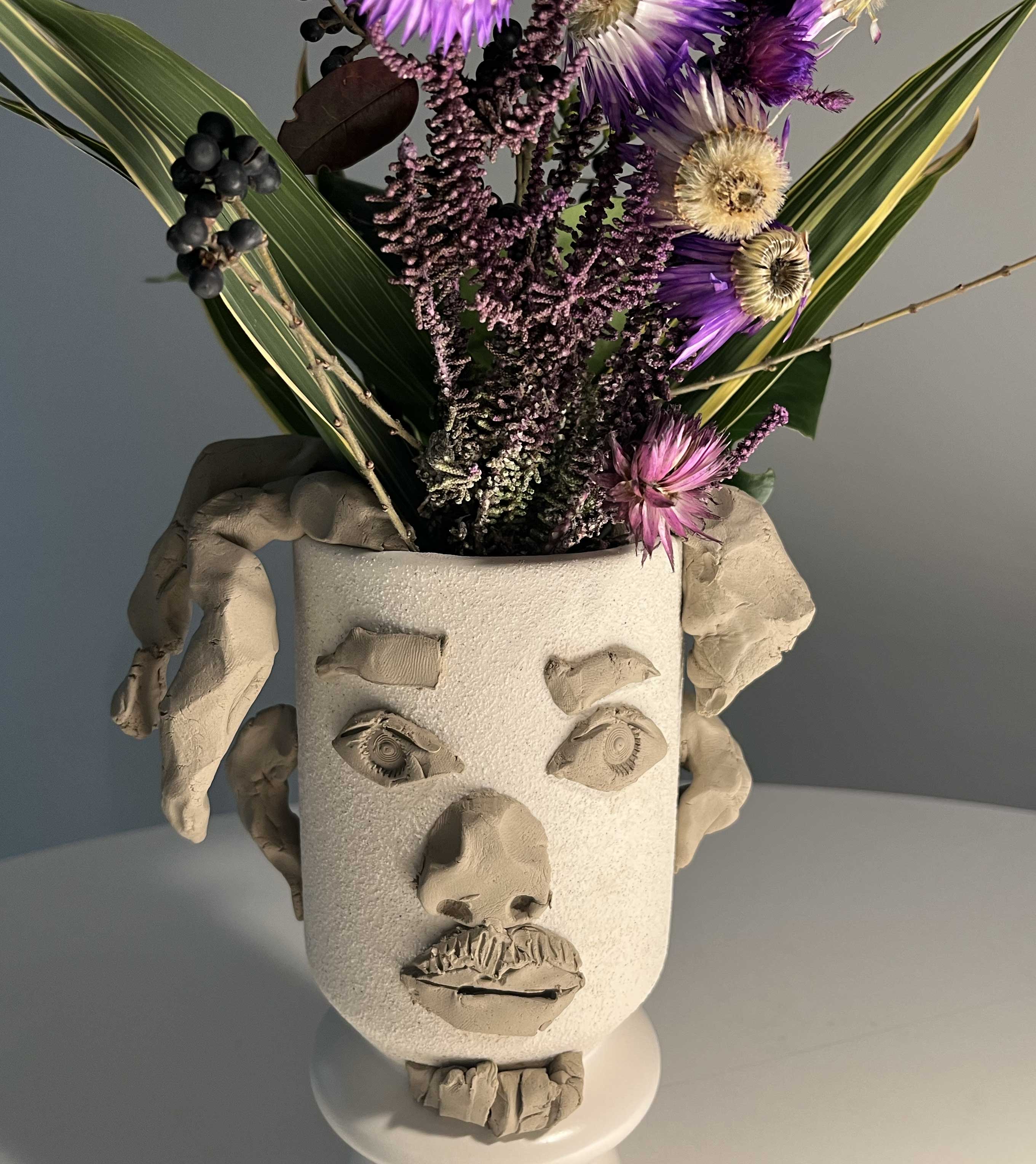 https://www.sarahweishaupt.cyon.site/media/pages/home/tschutti-2024/c728eb4f42-1707163623/tschutti_2.jpg